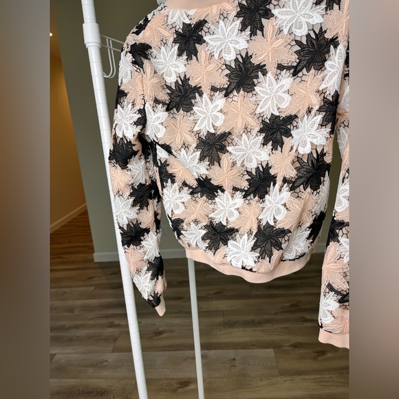 NWT🔥Lucy Paris XS Boomer Style Floral Jacket from Bloomingdale’s - Picture 8 of 11